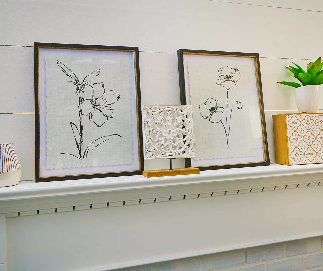 Beige & Black Floral 2 Deckled Edge Framed Print - Image 2