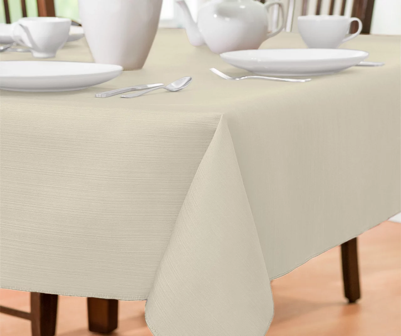 Broyhill Antique White Fabric Tablecloth - Image 2